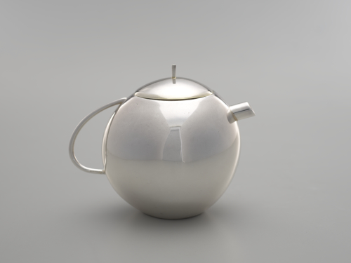 Sejima%20Kazuyo%3B%20Nishizawa%20Ryue%2C%20%3Cb%3E%3Ci%3E%20Teapot%3C%2Fi%3E%3C%2Fb%3E%2C%202003%2C%20sterling%20silver%2C%20The%20Margo%20Grant%20Walsh%2020th%20Century%20Silver%20and%20Metalworks%20Collection%2C%20%26%23169%3B%20artist%20or%20other%20rights%20holder%2C%202005.84.1c%2Cd
